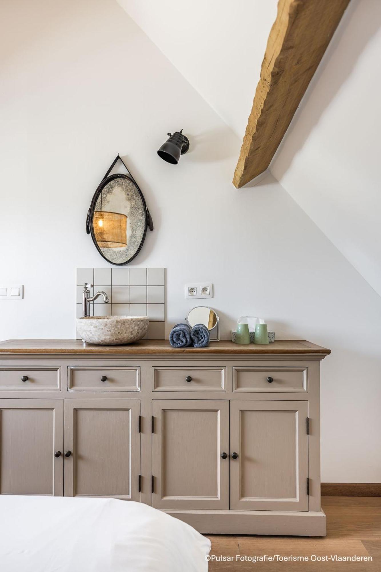 Op 'T Roth Villa Oudenaarde Luaran gambar
